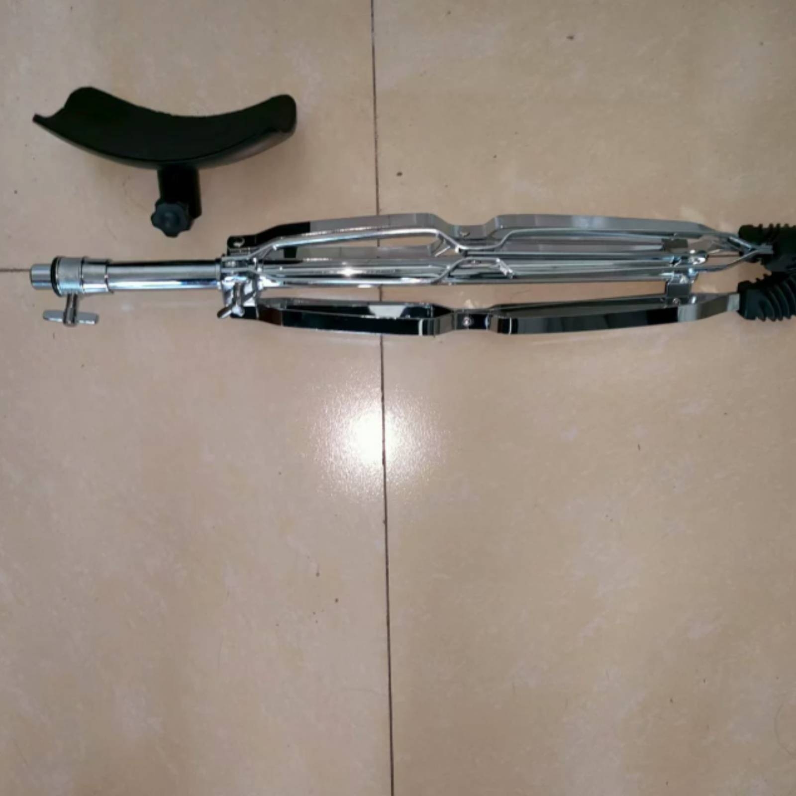 Stand Tuba Lipat Tripod, Stand - Musical Instrument Accessories ulasan dan harga